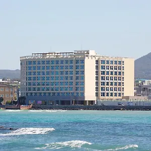 artstay-hamdeok-beach.jejukoreahotels.com/