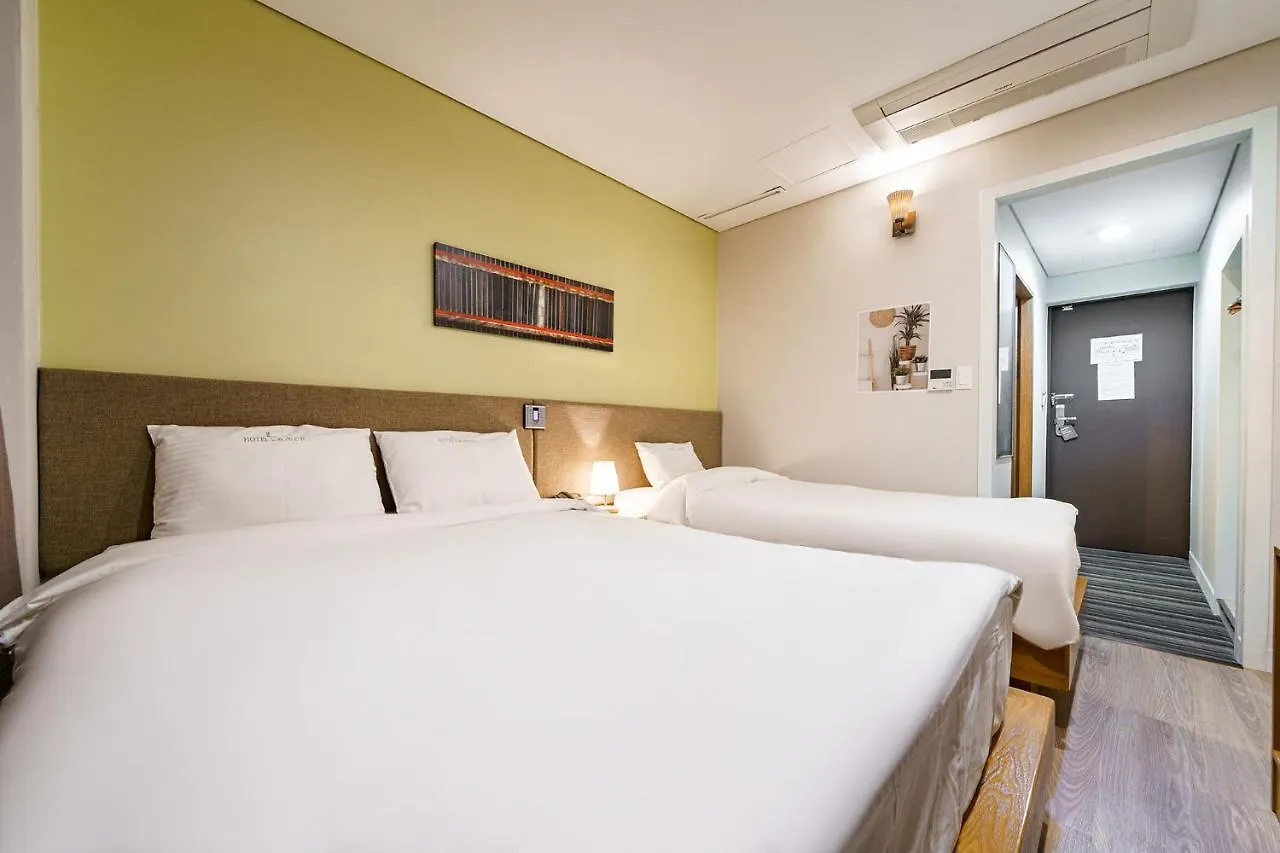 Lamer Hotel Puszan